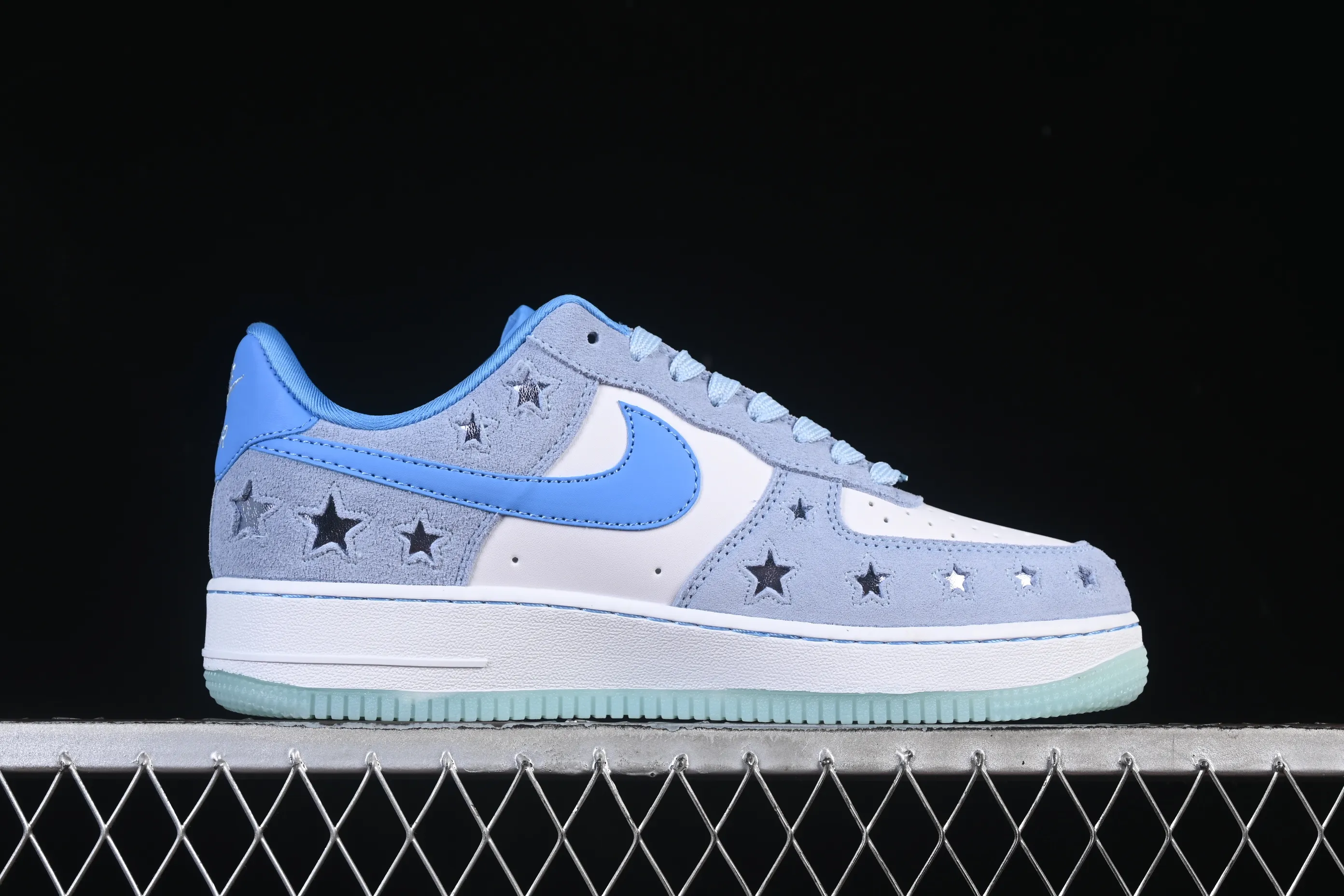 All categories Nk Air Force 1 Air Force series Nk Air Force 1 Low Air Force low-top Nike Air Force 1'07 Low Air Force 1 low-top casual sports sneakers HQ8051-400